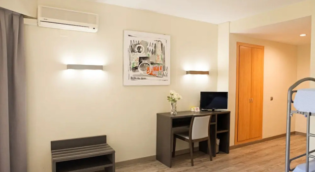 Четырёхместный номер Standard VALHOTEL Residencia Tiempo Libre El Puig