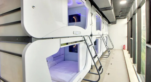 Hotel Astropods Airport, Mumbai