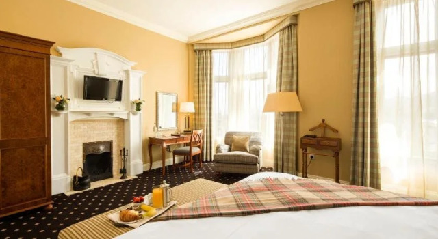 The Royal Hotel Campbeltown, Забронировать Отель Отели Кэмпбелтаун 4 звезды, рядом с Campbeltown Ferry Terminal, 4*