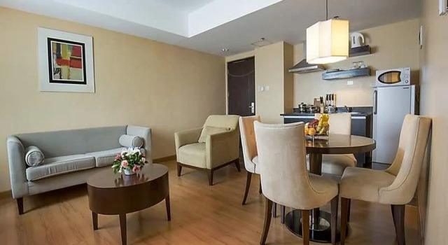Lancaster Hotel by Central Flats