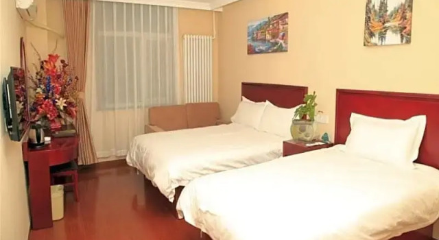 Семейный номер Standard Greentree Inn Beijing Yanqing Gaota Rd Express Hotel