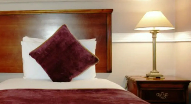 Одноместный номер Standard Ashbourne Court Hotel