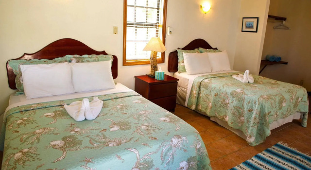 Blackbird Caye Resort, Foglalás Üdülőközpont Goffs Caye Belize Islands