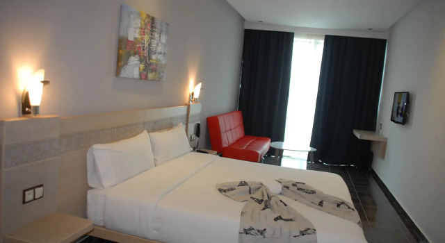 Hotel A44, Rezerwuj Hotel Hotele w Tanger-Tetouan z parkingiem, Parking