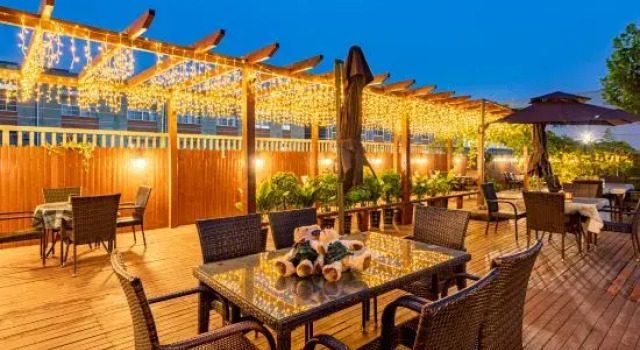 Ulysses Hotel (Kechuang Third Street), Book Hotel Hoteller i Beijing Province med parkering, Parkering