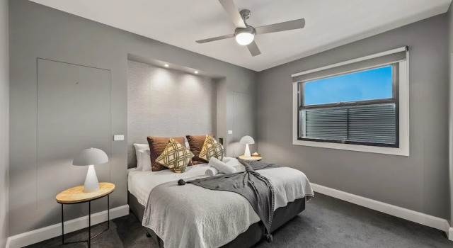 StayCentral - Moonee Ponds Penthouse, Book Apartment Melbourne 