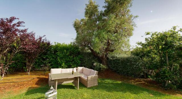 Коттедж с 5 комнатами Terra Sessana Country Resort