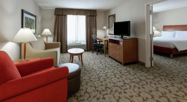 Двухместный люкс c 1 комнатой Wingate by Wyndham St. Paul/Oakdale/Woodbury
