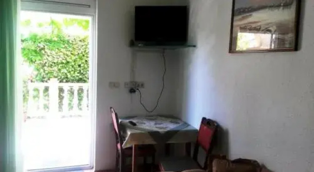 House Lopar (899)