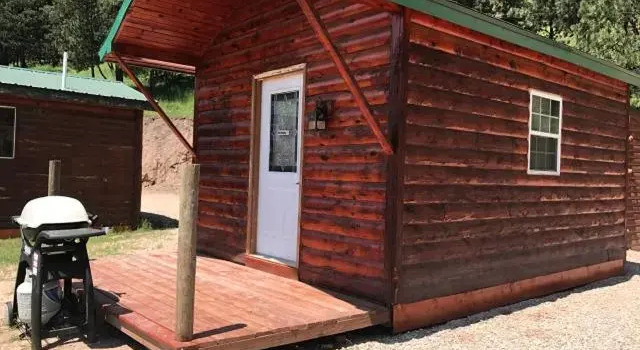 Коттедж Cole Cabins