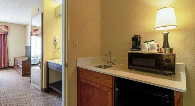 Двухместный люкс Quality Suites San Antonio Northeast