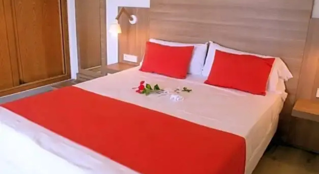 Номер Standard с видом на сад Cala Llenya Resort Ibiza