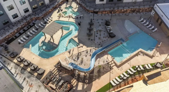 Brand New! Desert Cliff Sleeps 20 Guests!