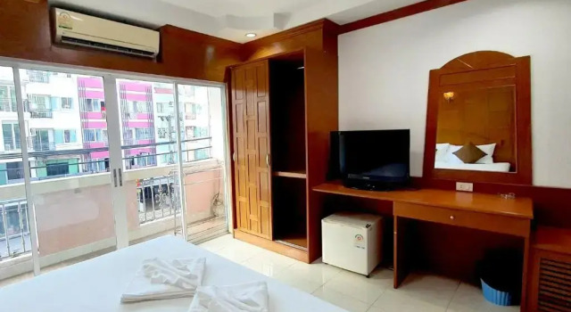 Двухместный номер Deluxe с балконом Chalita House