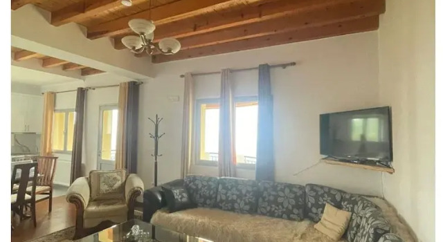Suite con balcone e con vista sulle montagne Sofra E Shpatit
