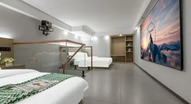 Четырёхместный люкс Oubida Hotel (Platinum Avenue Branch)