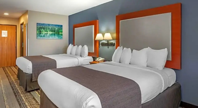 Шестиместный номер Standard Best Western Newberg Inn