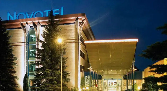 Bett im Wohnheim Novotel Gdansk Centrum