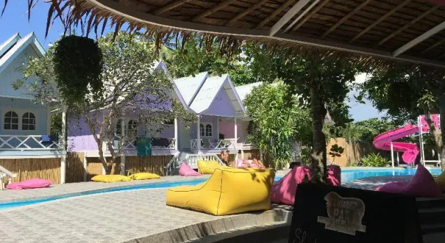 Кровать в общем номере (женский номер) Slumber Party Beach Club and Resort Koh Phangan