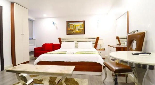 Студия Queen Stay Apartments