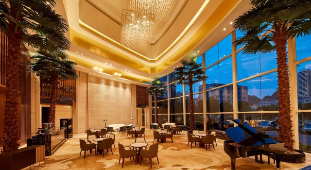 Four Points By Sheraton Liupanshui, Rezerwuj Hotel Hotele w Liupanshui z basenem, Basen