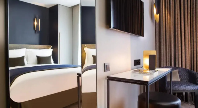 Двухместный номер Deluxe Hotel Le 10 BIS