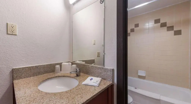 Четырёхместный номер Standard Motel 6-Saint Paul, MN - I-94
