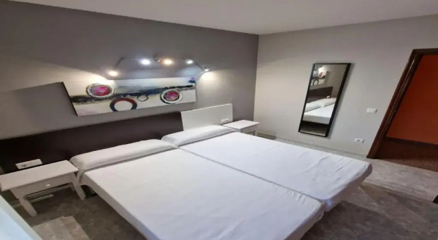 Hostal O Galeón San Luis, Book Hotel  