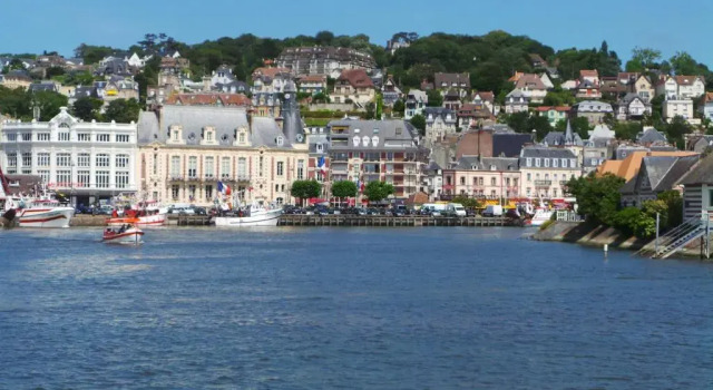 L'IDEAL 6 ( casino a 50m, plage a 150m)