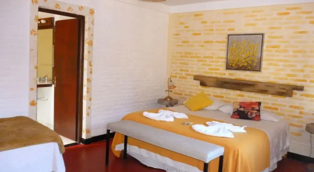 Двухместный номер Standard c 1 комнатой Passaros Suite Hotel