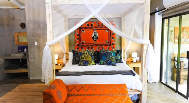 Шале Superior Foxy Crocodile Bush Lodge & Kruger Safaris
