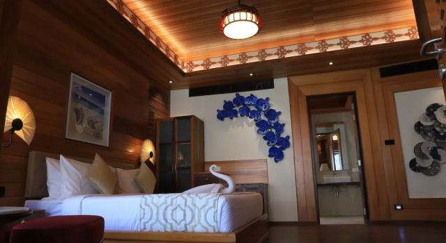 Люкс Sandyy Wavess Beach Resort
