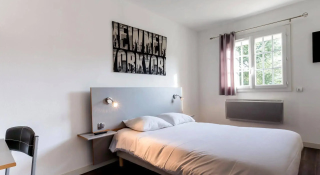 La Gremelle, Book Hotel Hotels in Burgundy with a Pool, Swimming Pool