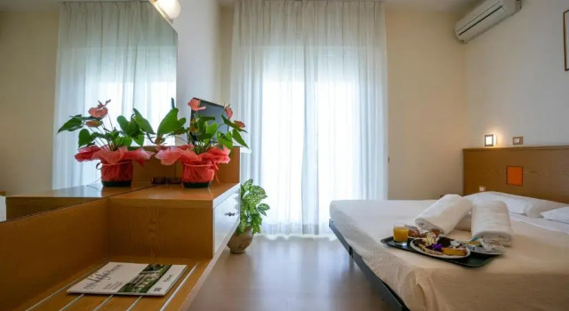Трёхместный номер Standard с видом на море Hotel Ridolfi