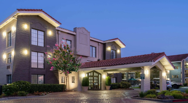 La Quinta Inn by Wyndham Sacramento North, Reserva ahora Hotel Downtown Sacramento 