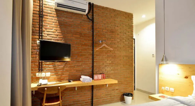 ZEN Rooms Near Mall Buaran, Book Hotel Jakarta Jakarta Province