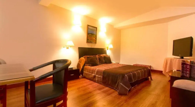 Люкс Hotel Galerias Pasto
