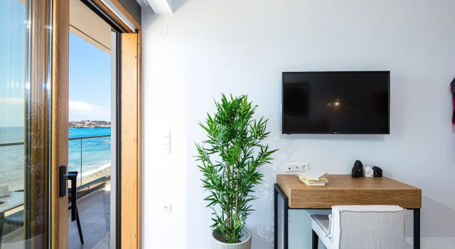 North Coast Seaside Suites