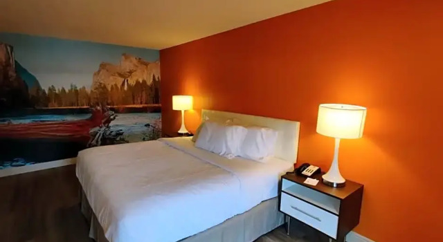 Номер Standard Days Inn Fresno North