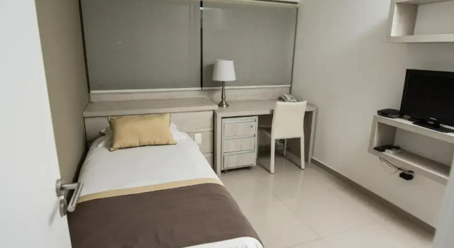 Двухместные апартаменты Standard Mercosur Universitas Apart Hotel