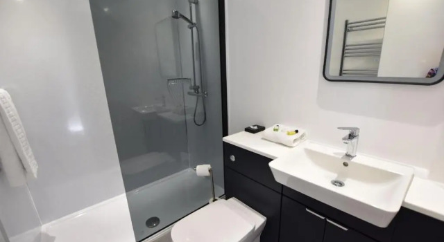 Номер Standard Kingsway Hotel
