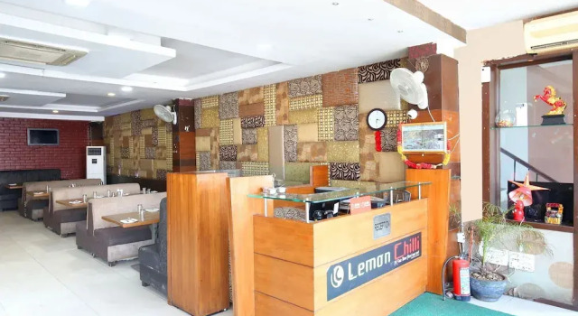 Hotel Lemon And Chilli By OYO Rooms, Varaa Hotelli Zirakpur Haryana