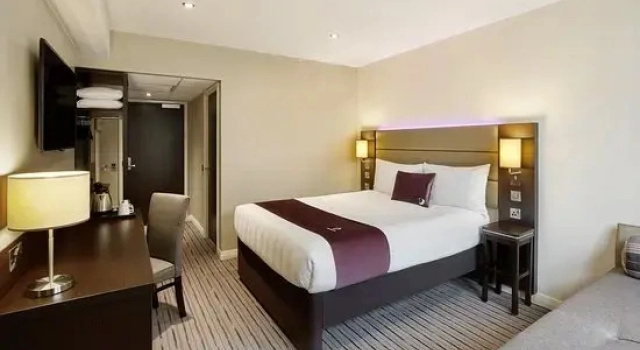 Четырёхместный семейный номер Standard Premier Inn London Lewisham