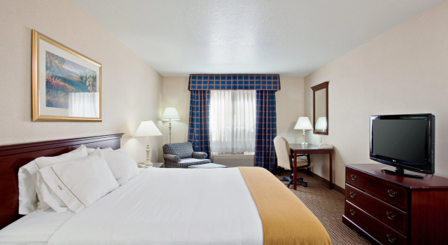 Holiday Inn Express & Suites Jackson, an IHG Hotel, Buchen Sie Hotel Jackson Kalifornien