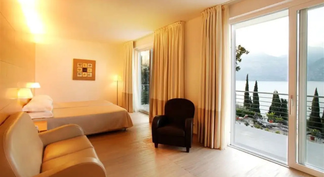 Полулюкс с балконом и с видом на озеро Bellevue San Lorenzo