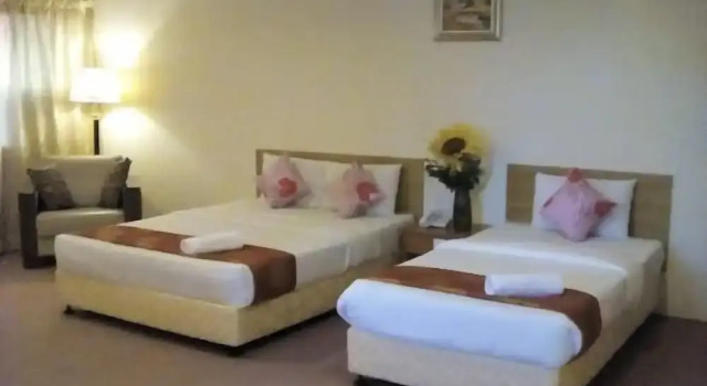 Номер Superior JB Central Hotel