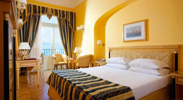 Трёхместный номер Superior Imperial Hotel Tramontano