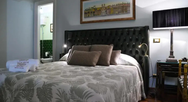 Regal House Roma 2, Book Hotel Ardeatino Rom