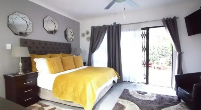 Roxy's Rest Guest House