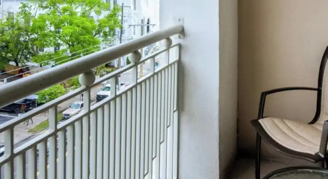 Четырёхместный номер Standard с балконом Courtyard by Marriott Charleston Historic District